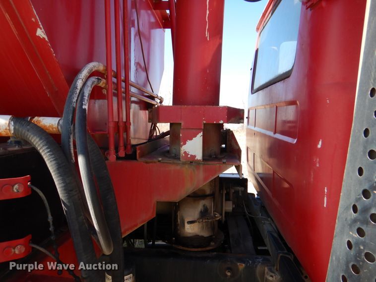 image for item DK3673 1985 Mack RD686S  fertilizer delivery truck