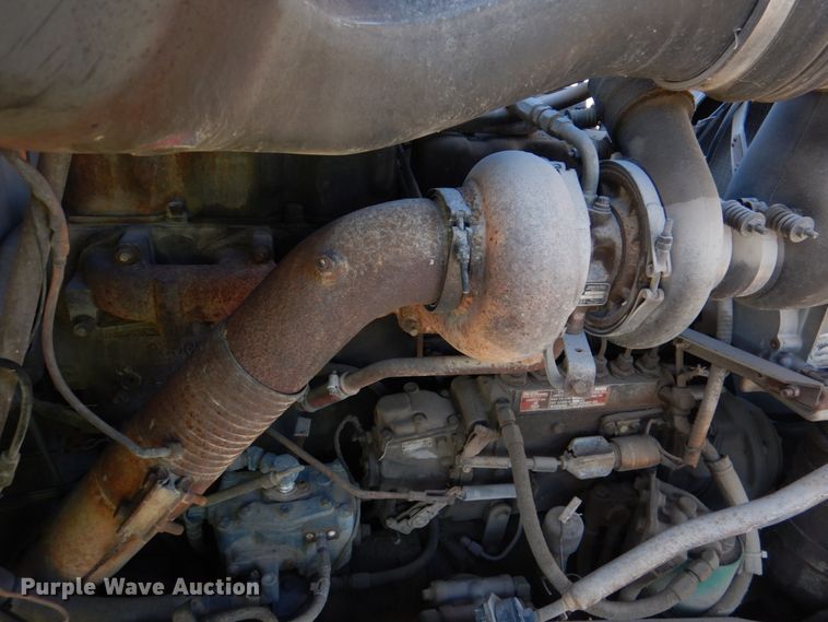 image for item DK3673 1985 Mack RD686S  fertilizer delivery truck