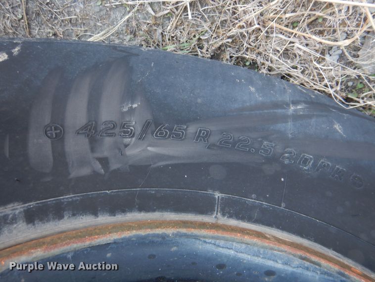 image for item DK3673 1985 Mack RD686S  fertilizer delivery truck