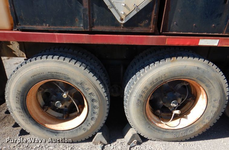 image for item DK3673 1985 Mack RD686S  fertilizer delivery truck