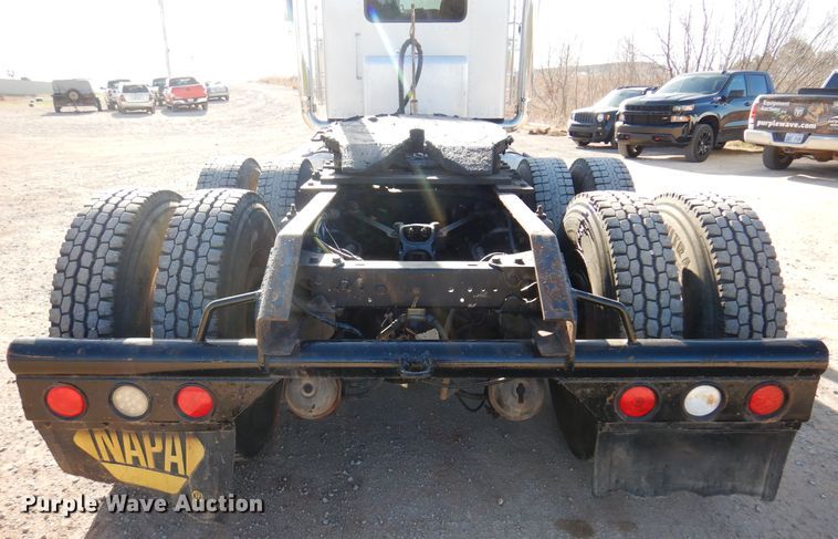 image for item DK4455 2005 Kenworth W900  semi truck