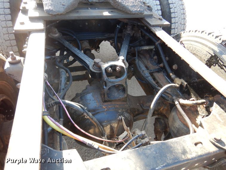 image for item DK4455 2005 Kenworth W900  semi truck