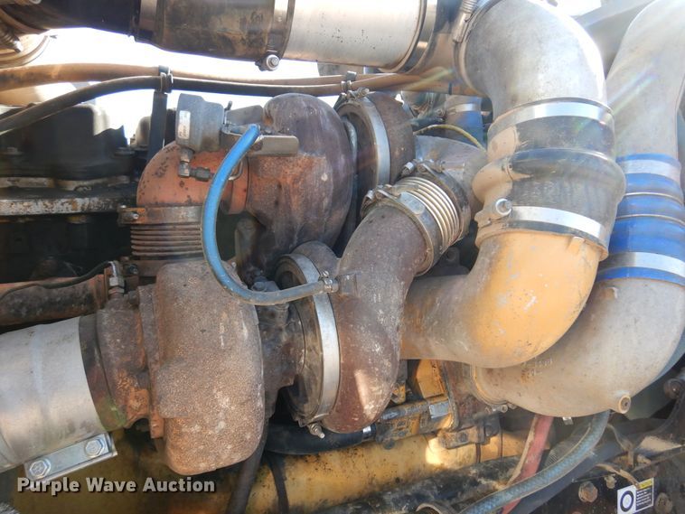 image for item DK4455 2005 Kenworth W900  semi truck