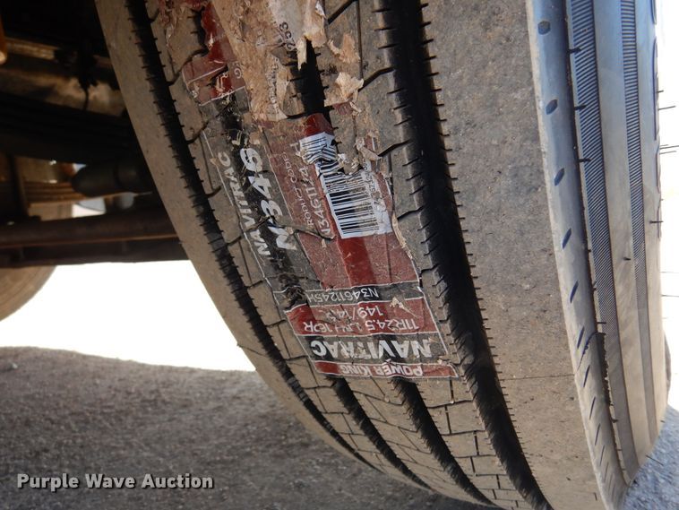 image for item DK4455 2005 Kenworth W900  semi truck