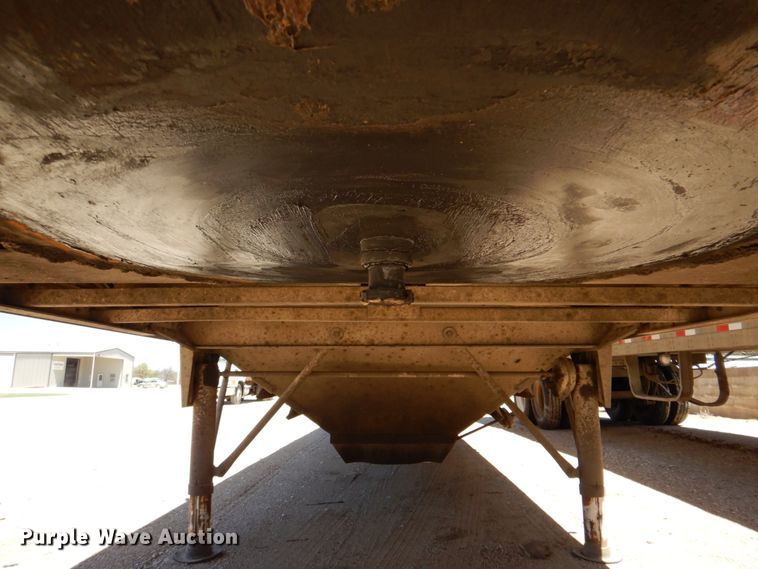 image for item DK8256 1995 Timpte  grain trailer