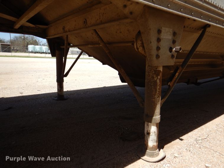 image for item DK8256 1995 Timpte  grain trailer