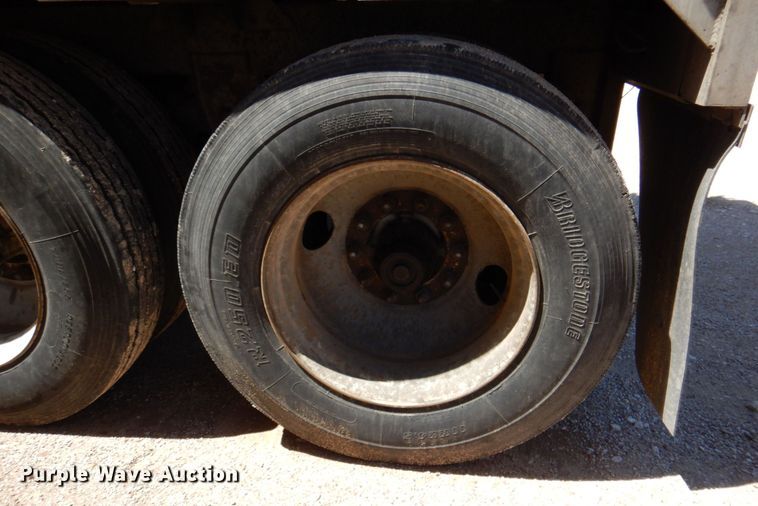 image for item DK8256 1995 Timpte  grain trailer