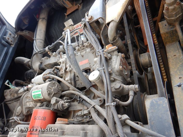 image for item DM6132 2006 Utility 300R  refrigerated van trailer