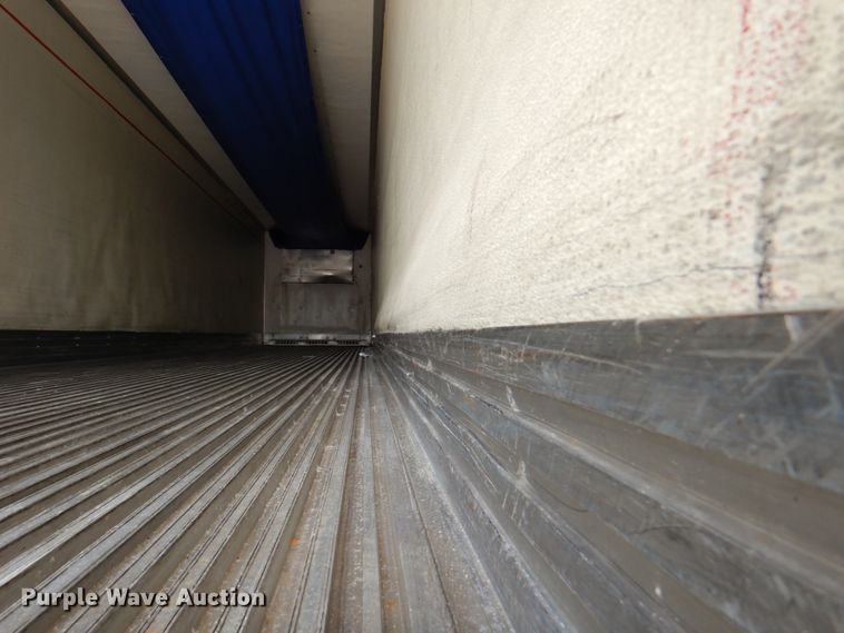 image for item DM6132 2006 Utility 300R  refrigerated van trailer