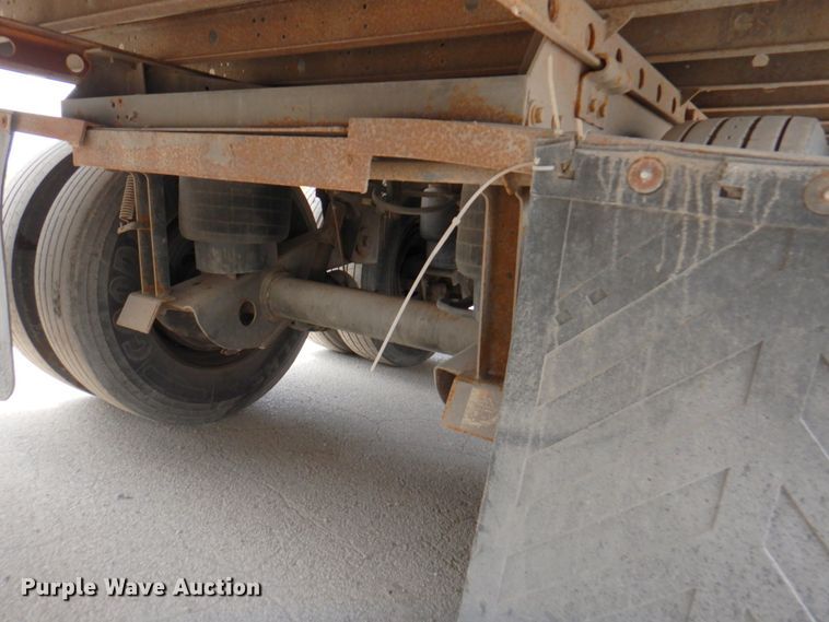 image for item DM6132 2006 Utility 300R  refrigerated van trailer