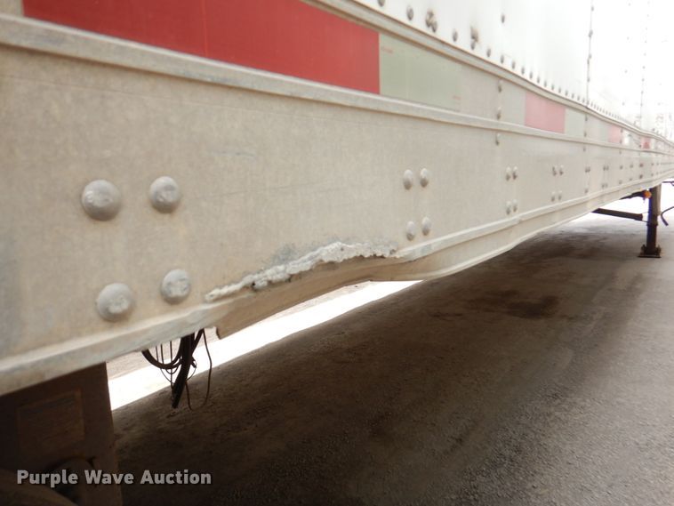 image for item DM6132 2006 Utility 300R  refrigerated van trailer