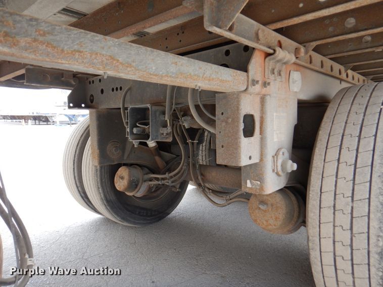 image for item DM6132 2006 Utility 300R  refrigerated van trailer