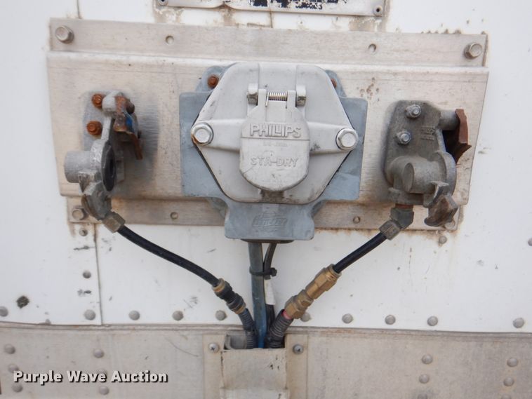 image for item DM6133 2006 Great Dane 7411195  dry van trailer