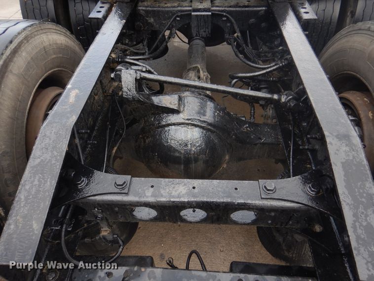 image for item DM7264 2010 International Lonestar  semi truck