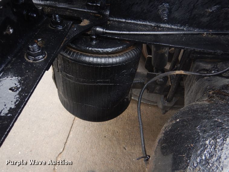 image for item DM7264 2010 International Lonestar  semi truck