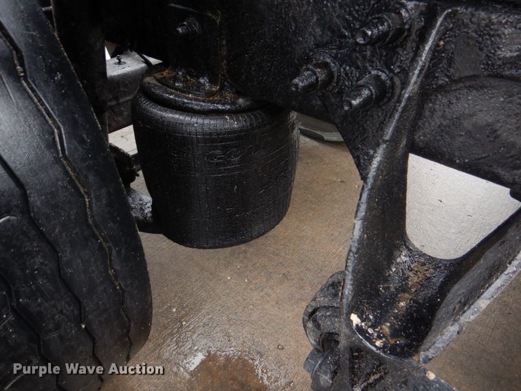 image for item DM7264 2010 International Lonestar  semi truck