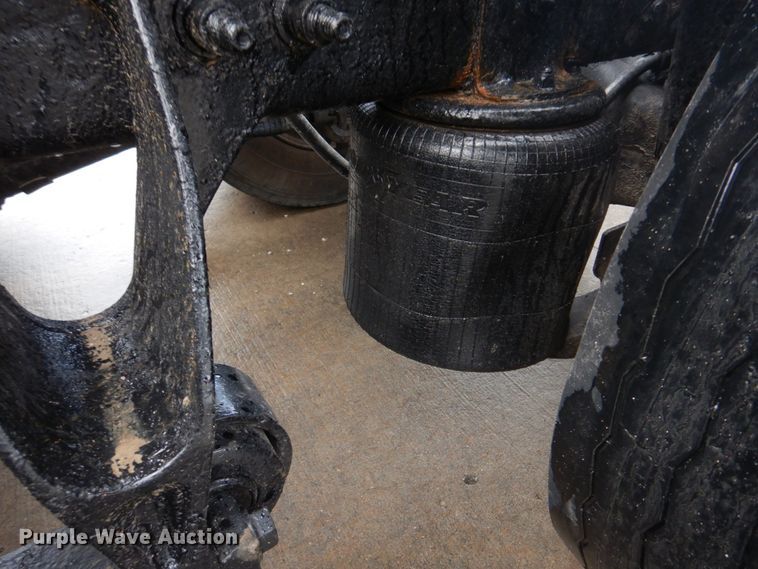 image for item DM7264 2010 International Lonestar  semi truck