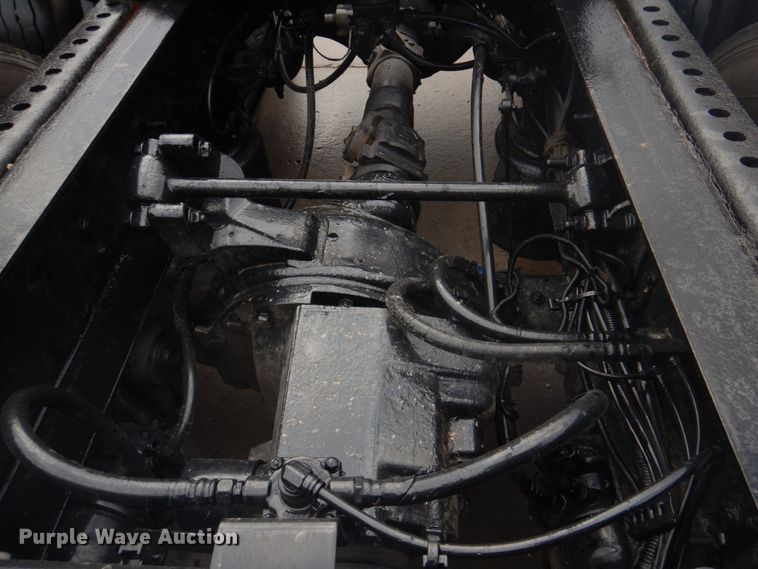 image for item DM7264 2010 International Lonestar  semi truck