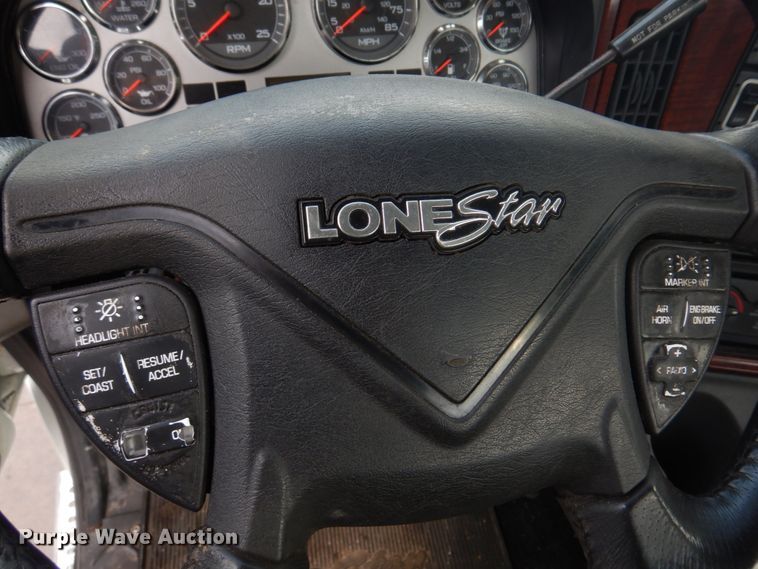 image for item DM7264 2010 International Lonestar  semi truck