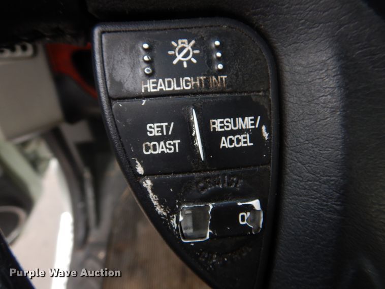 image for item DM7264 2010 International Lonestar  semi truck