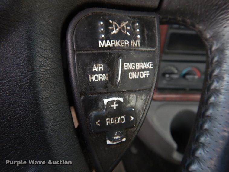 image for item DM7264 2010 International Lonestar  semi truck