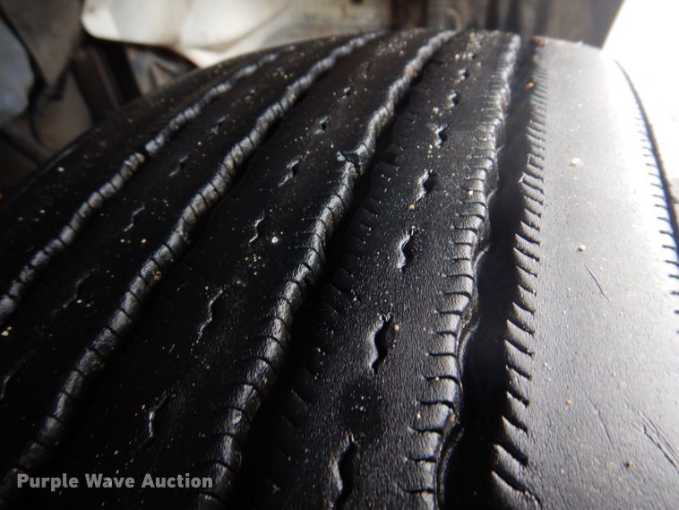 image for item DM7264 2010 International Lonestar  semi truck