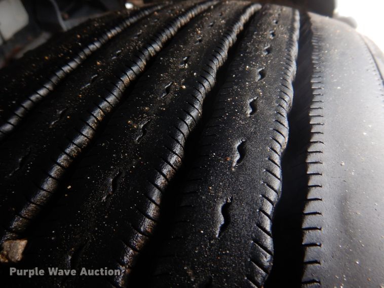 image for item DM7264 2010 International Lonestar  semi truck