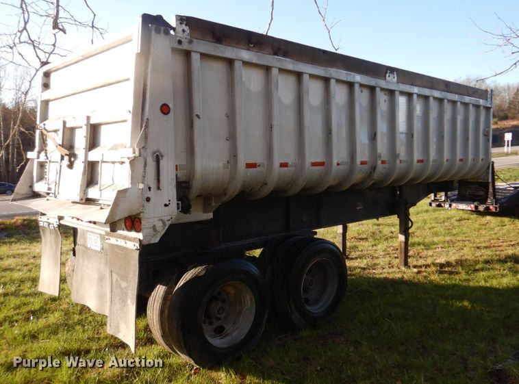 image for item DM7271 1963 Fruehauf NDS2-24 DA5-24  end dump trailer