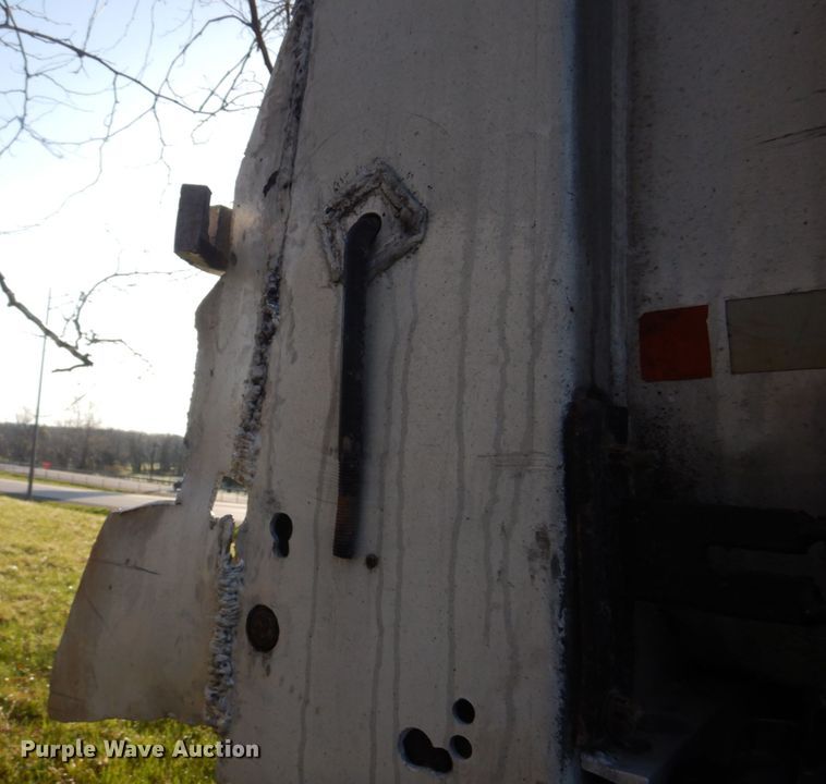 image for item DM7271 1963 Fruehauf NDS2-24 DA5-24  end dump trailer