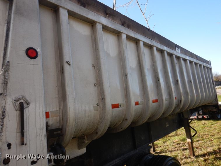 image for item DM7271 1963 Fruehauf NDS2-24 DA5-24  end dump trailer