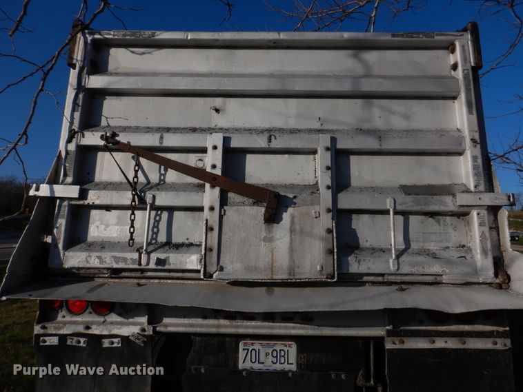 image for item DM7271 1963 Fruehauf NDS2-24 DA5-24  end dump trailer