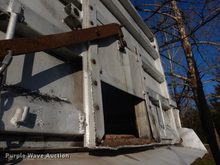 image for item DM7271 1963 Fruehauf NDS2-24 DA5-24  end dump trailer