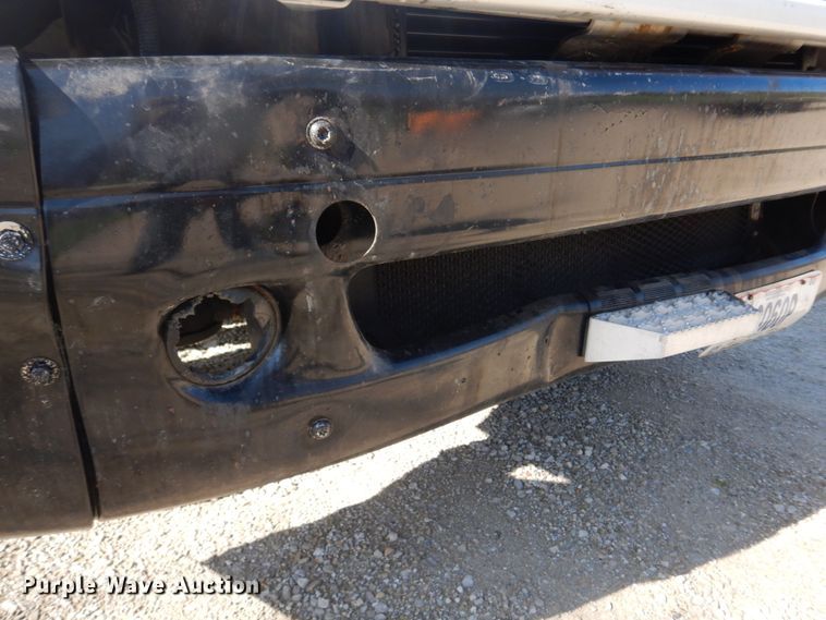 image for item DM7272 2009 Freightliner Columbia 120  semi truck