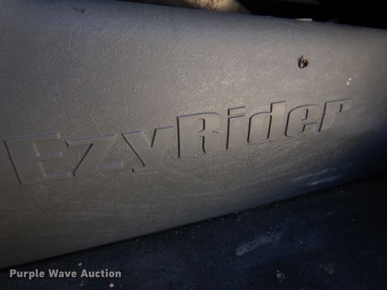 image for item DM7272 2009 Freightliner Columbia 120  semi truck