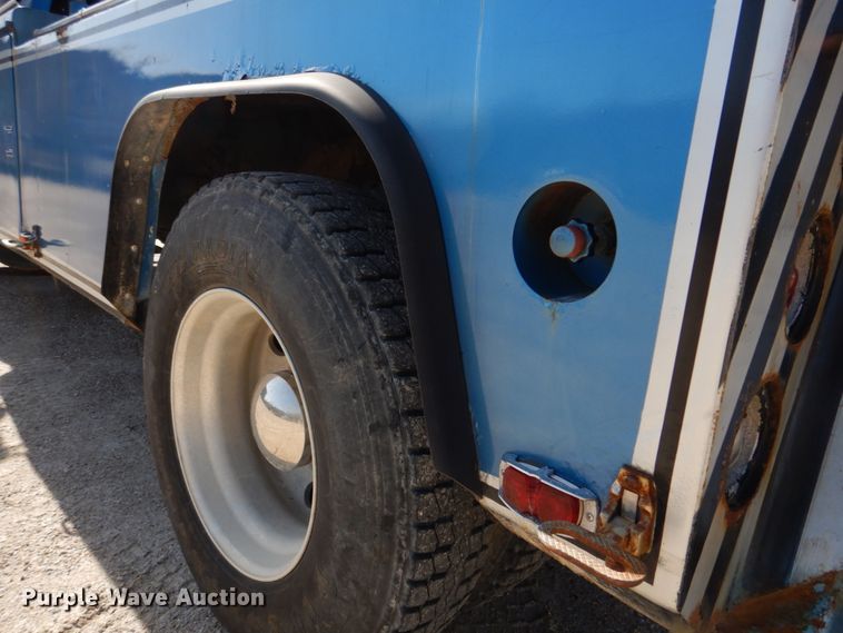 image for item DM7283 1979 Ford 9000  tow truck