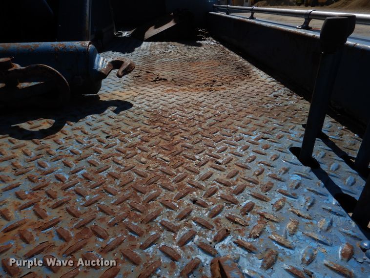 image for item DM7283 1979 Ford 9000  tow truck