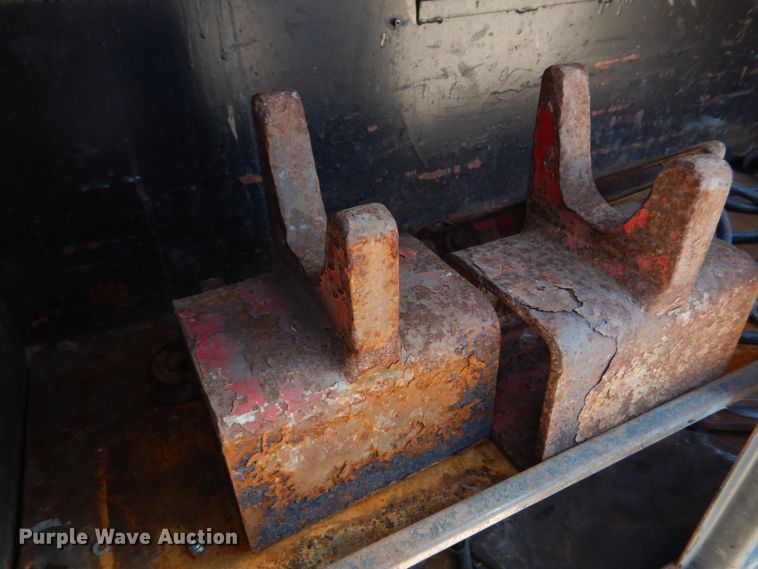 image for item DM7283 1979 Ford 9000  tow truck