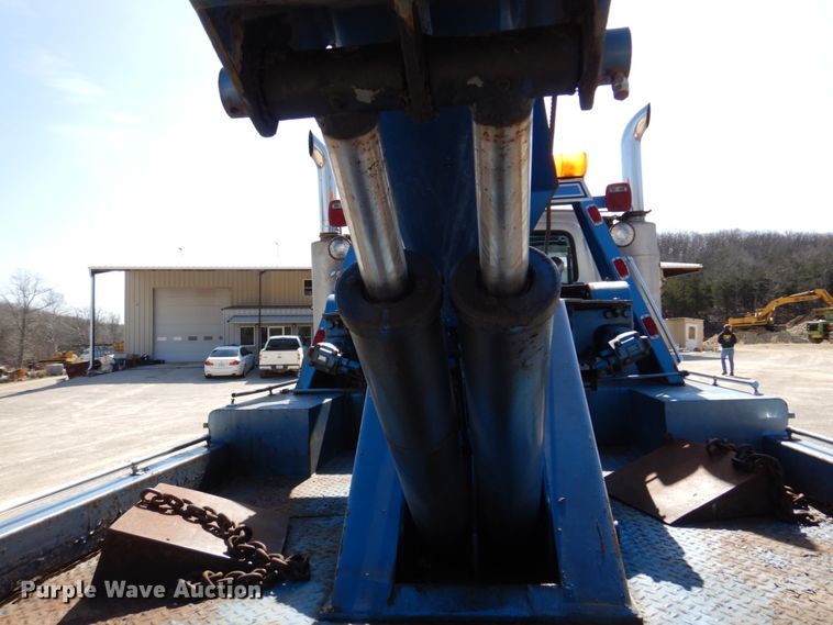 image for item DM7283 1979 Ford 9000  tow truck