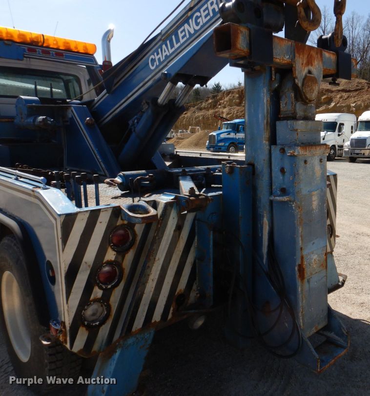 image for item DM7283 1979 Ford 9000  tow truck