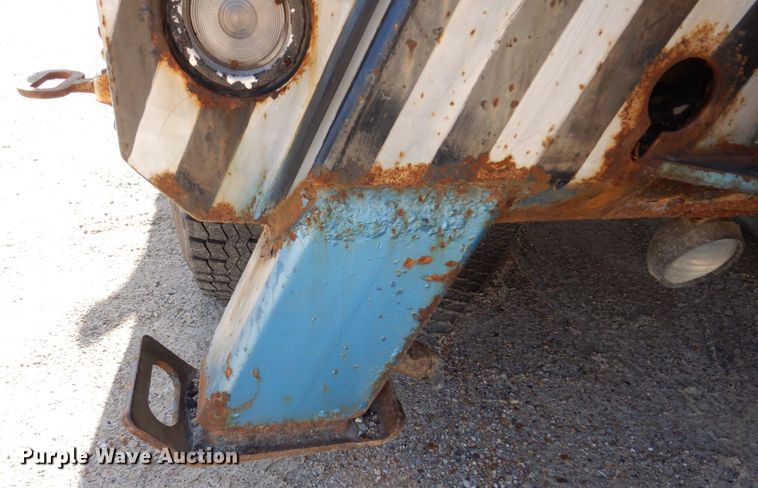 image for item DM7283 1979 Ford 9000  tow truck