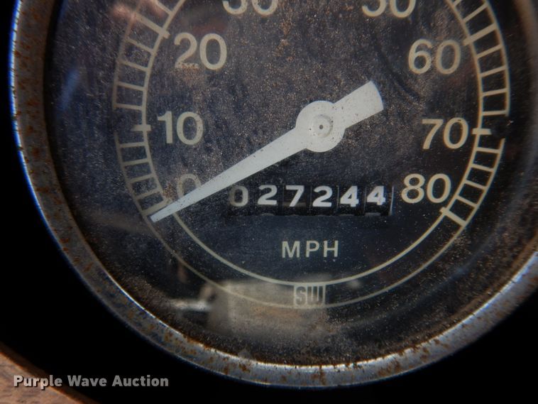 image for item DM7283 1979 Ford 9000  tow truck