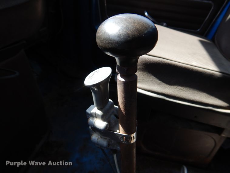 image for item DM7283 1979 Ford 9000  tow truck