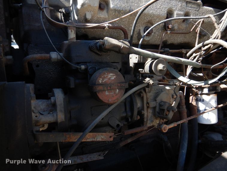 image for item DM7283 1979 Ford 9000  tow truck