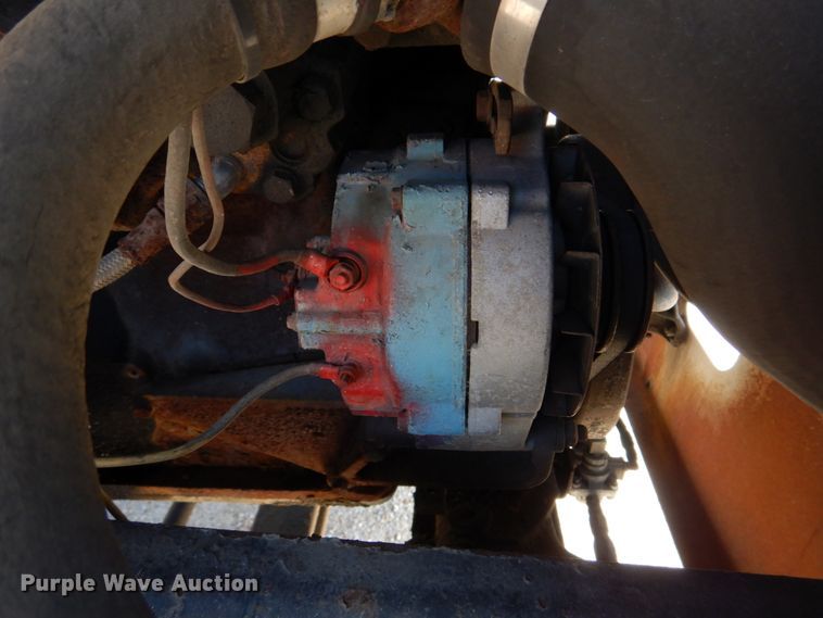 image for item DM7283 1979 Ford 9000  tow truck