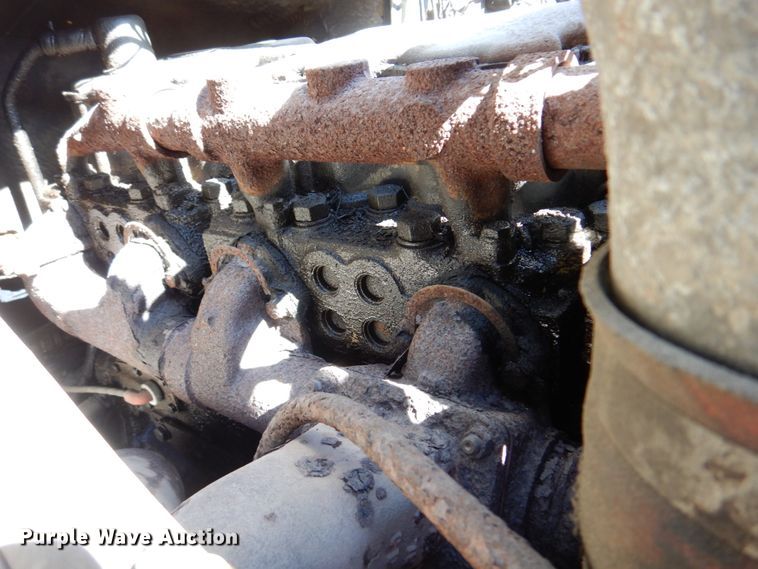 image for item DM7283 1979 Ford 9000  tow truck