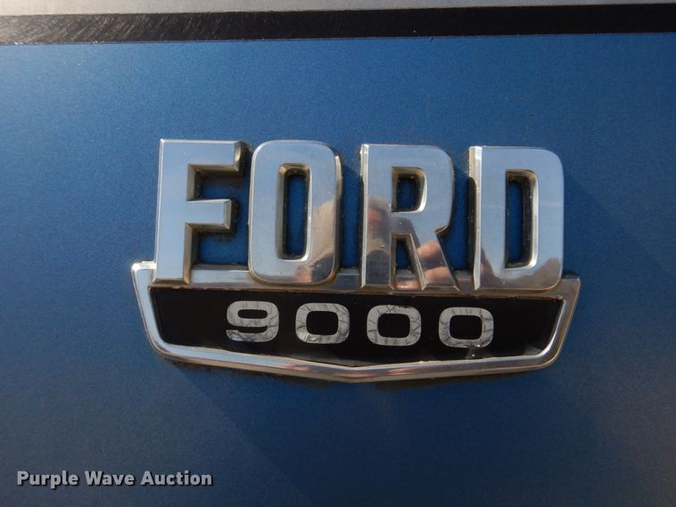 image for item DM7283 1979 Ford 9000  tow truck