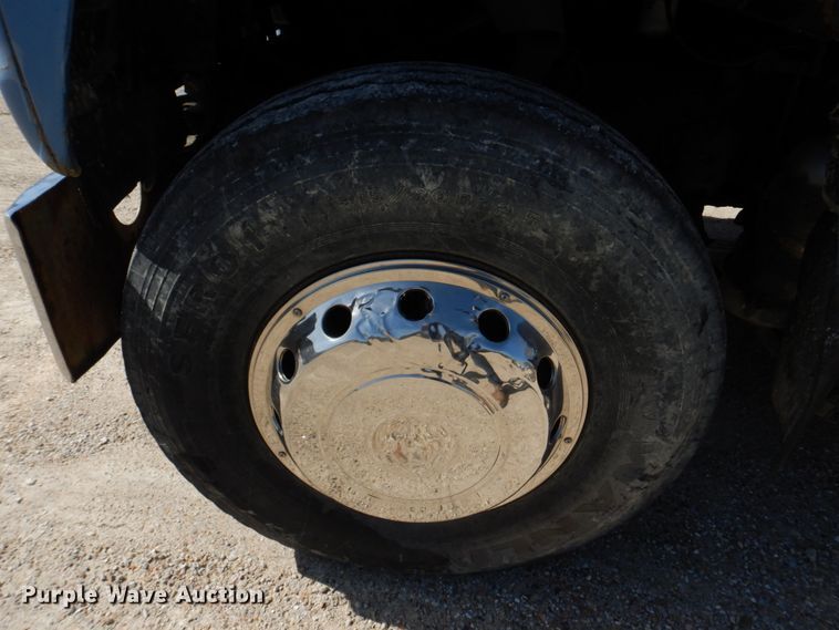 image for item DM7283 1979 Ford 9000  tow truck