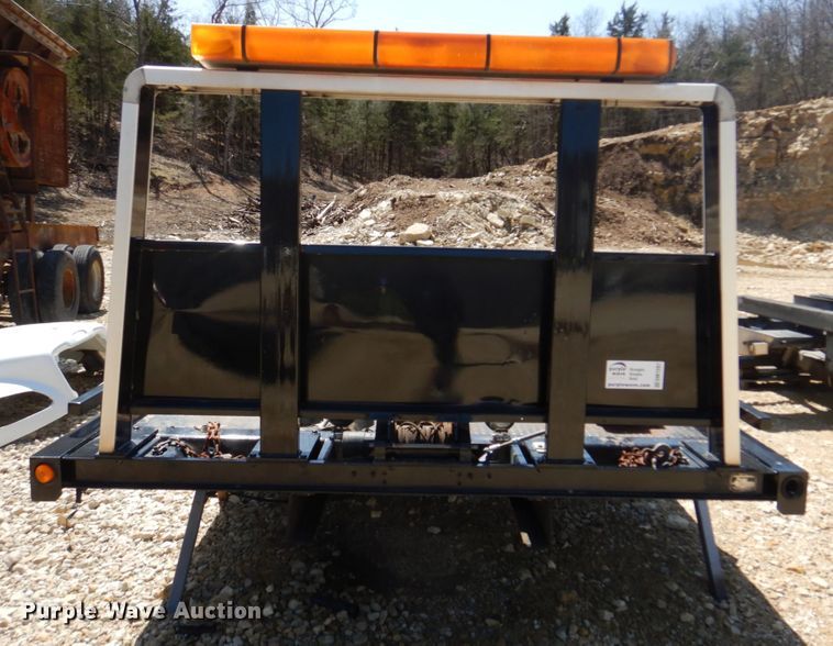 image for item DM7287 Chevron rollback bed