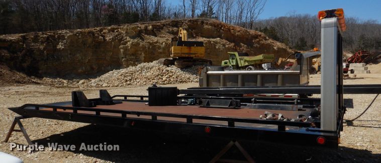 image for item DM7287 Chevron rollback bed