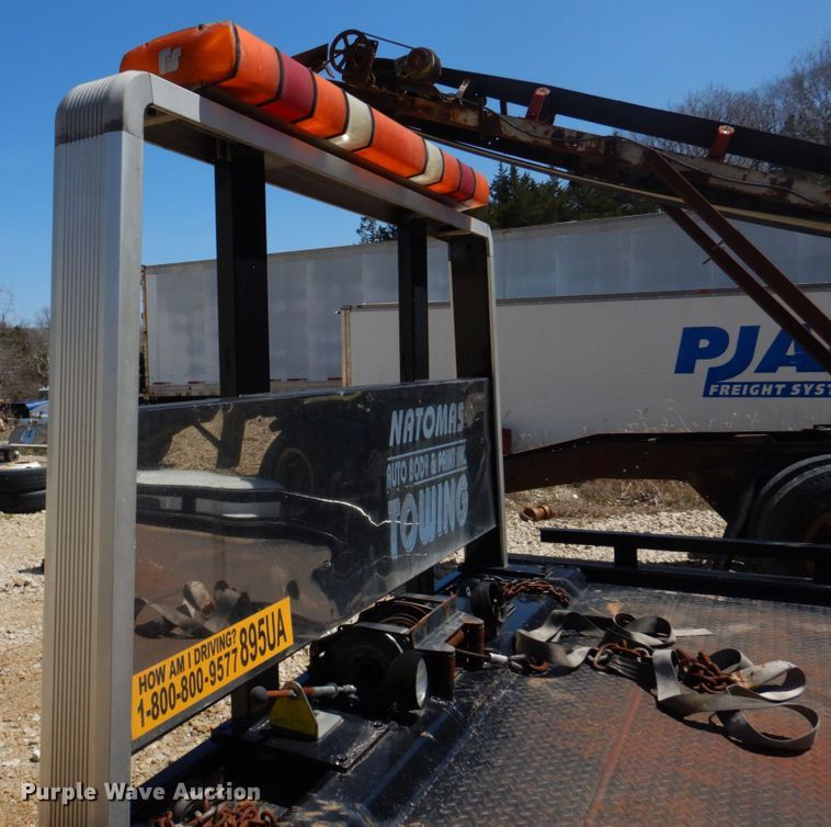 image for item DM7287 Chevron rollback bed